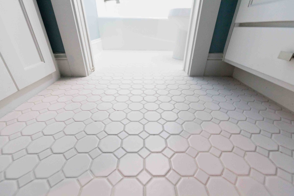 30 Ideas for bathroom carpet floor tiles