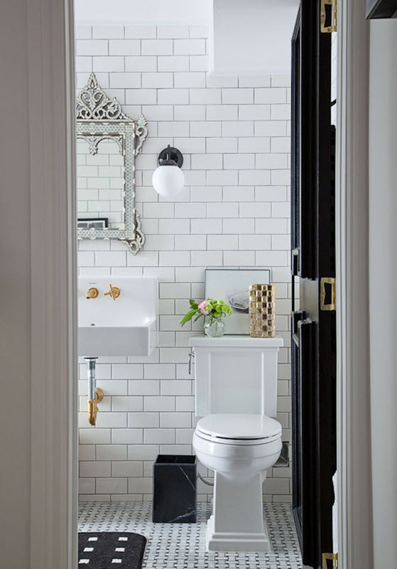 bathrooms_with_white_subway_tile_32