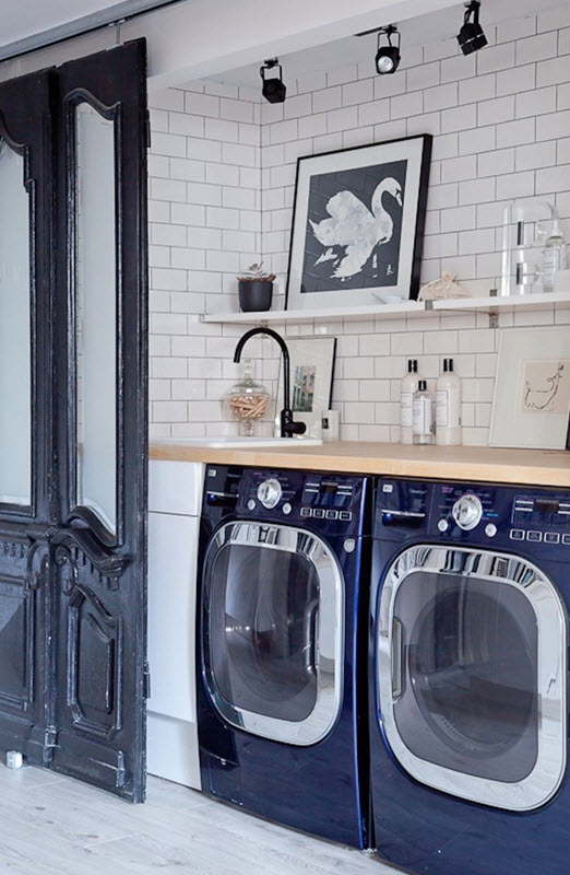 bathrooms_with_white_subway_tile_5