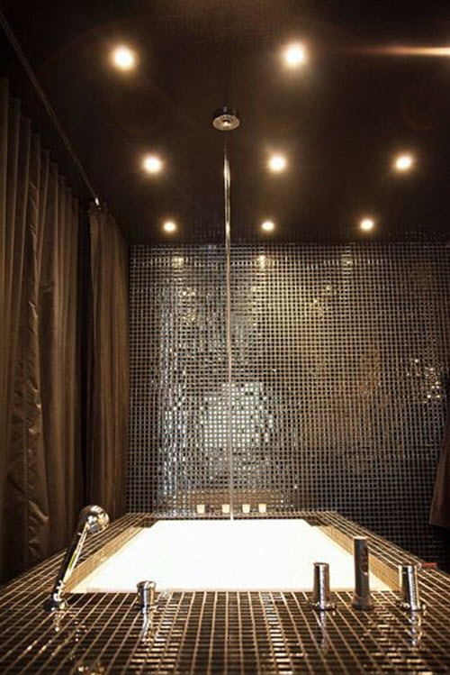 black_and_gold_bathroom_tiles_10