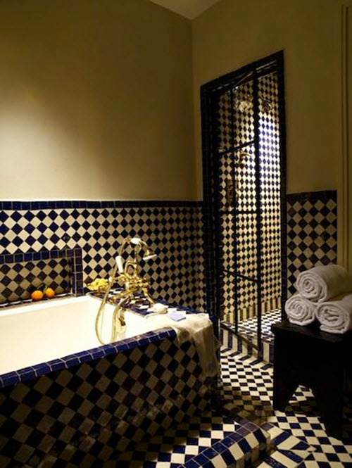 black_and_gold_bathroom_tiles_19