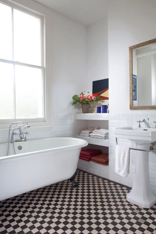 black_and_white_checkered_bathroom_tile_14