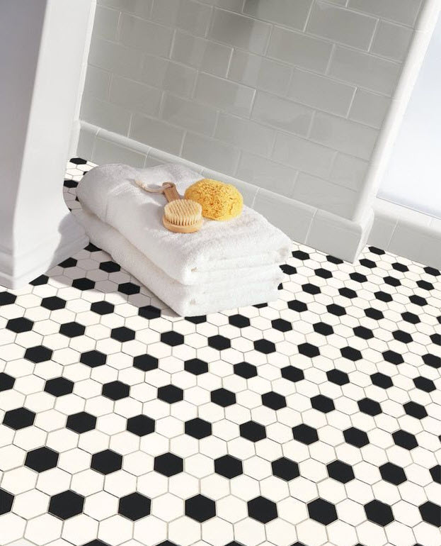 black_and_white_hexagon_bathroom_floor_tile_33