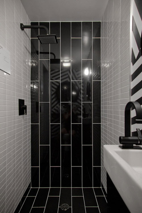 black_and_white_shower_tile_20