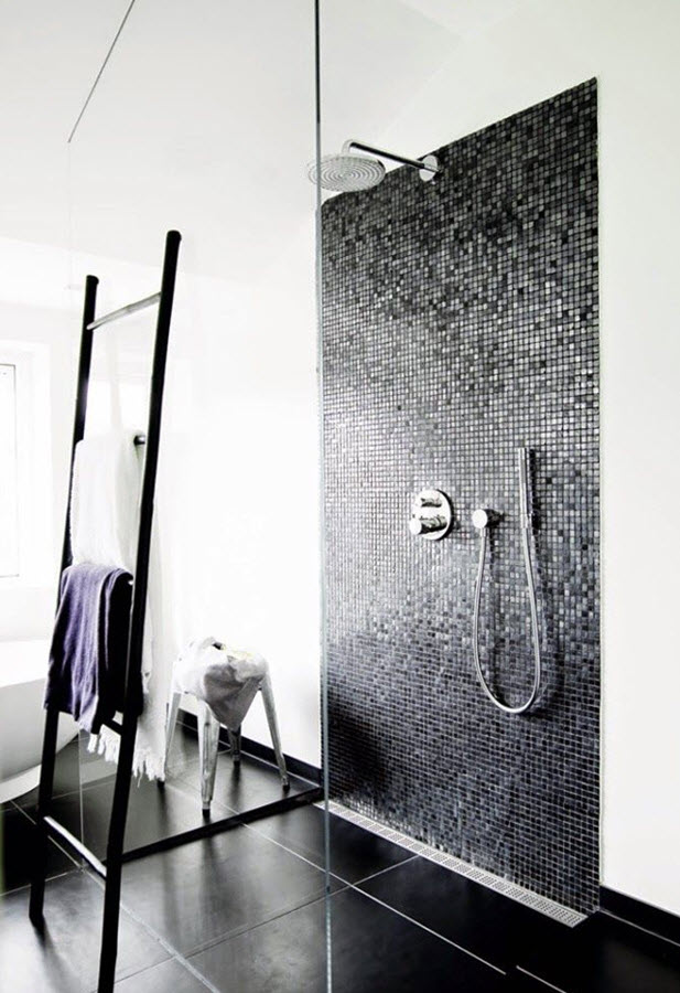 black_and_white_shower_tile_24