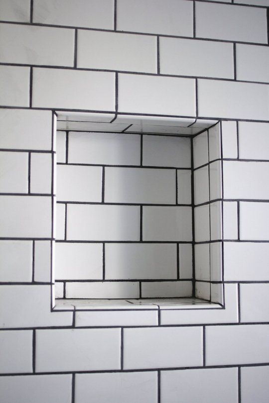 black_and_white_shower_tile_4