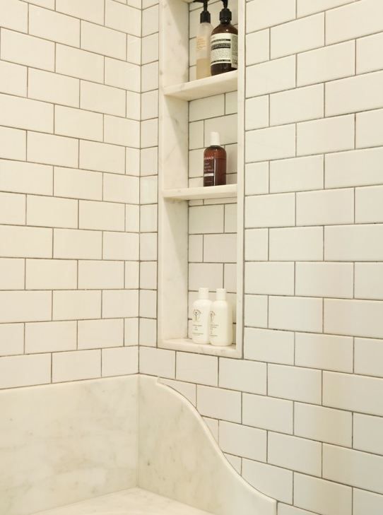 black_and_white_subway_tile_bathroom_15