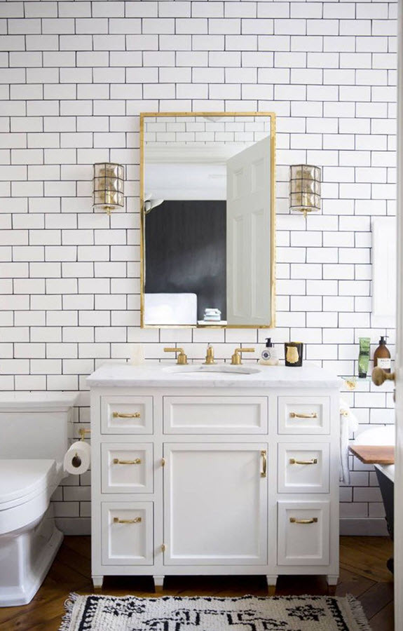 black_and_white_subway_tile_bathroom_21