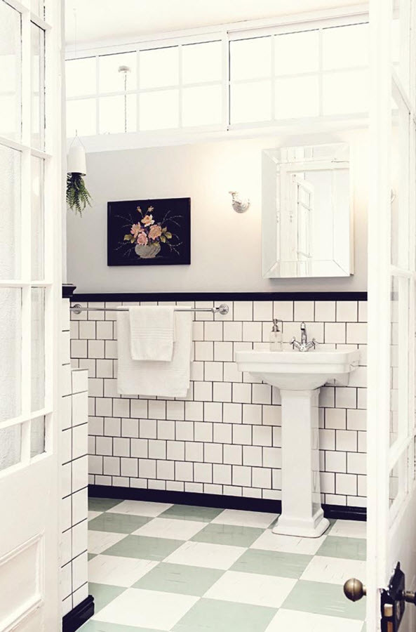 black_and_white_subway_tile_bathroom_22