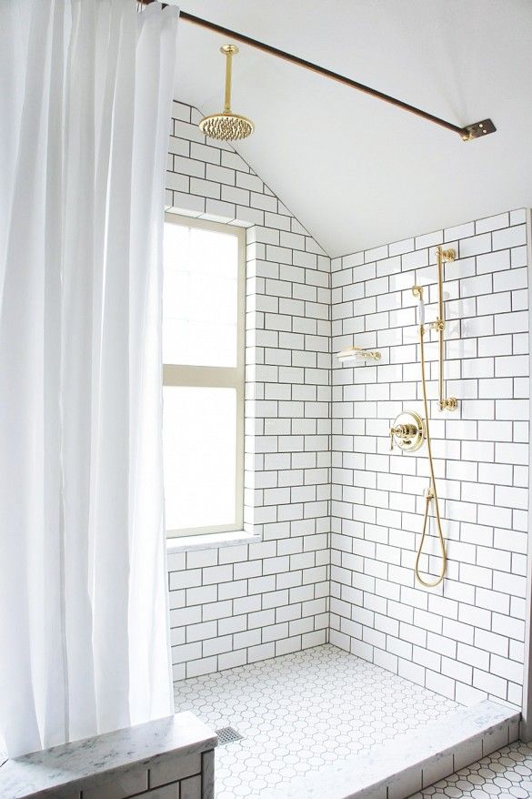 black_and_white_subway_tile_bathroom_7