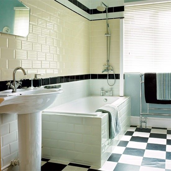 black_and_white_vinyl_bathroom_floor_tiles_12