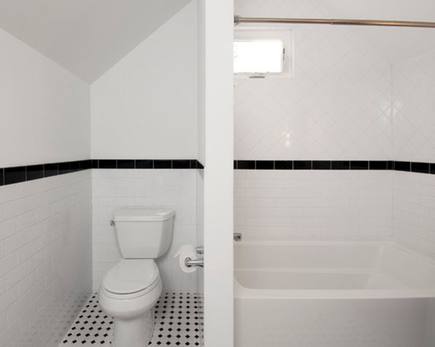 black_and_white_vinyl_bathroom_floor_tiles_3