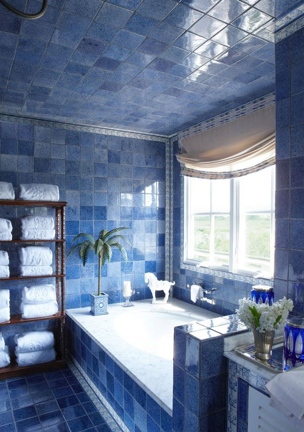 blue_and_white_bathroom_tile_14