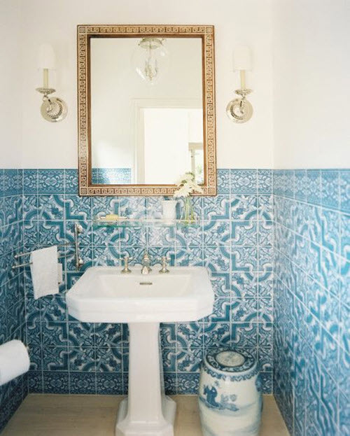 blue_and_white_bathroom_tile_4