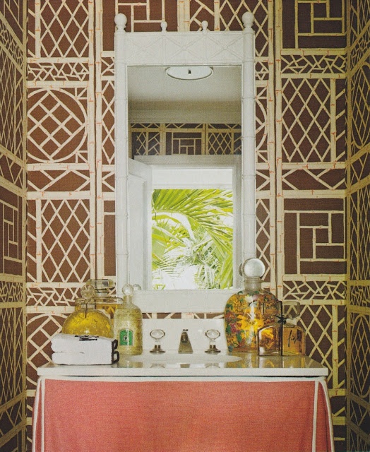 brown_and_white_bathroom_tiles_27