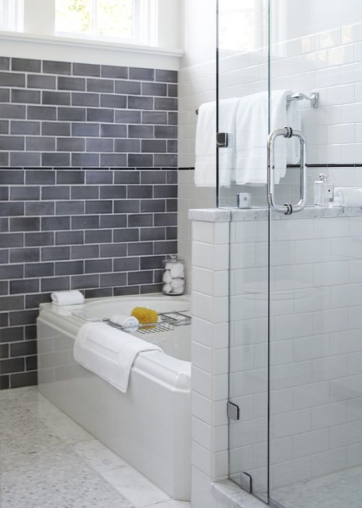 gray_and_white_bathroom_tile_1