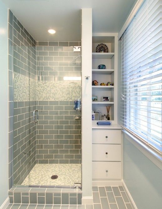 gray_and_white_bathroom_tile_15