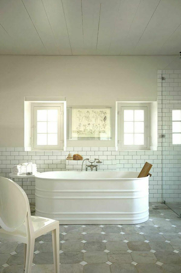 grey_and_white_bathroom_tile_ideas_35