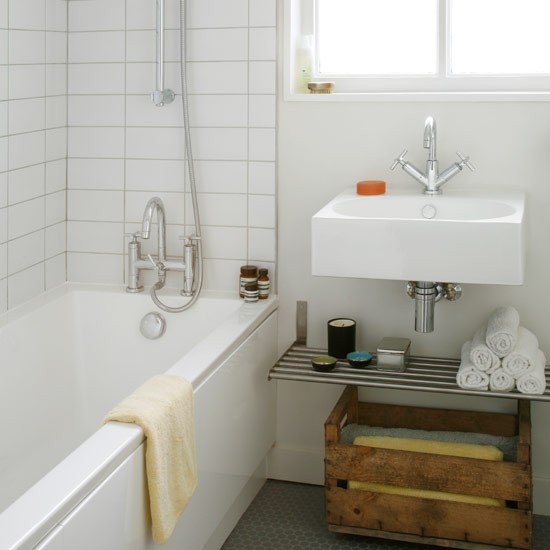 large_white_bathroom_tiles_26