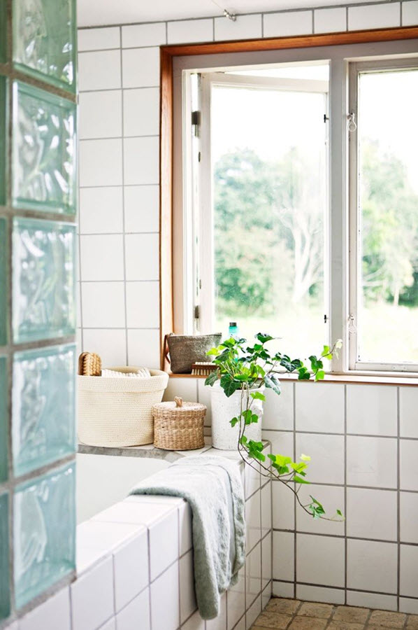 large_white_bathroom_tiles_7