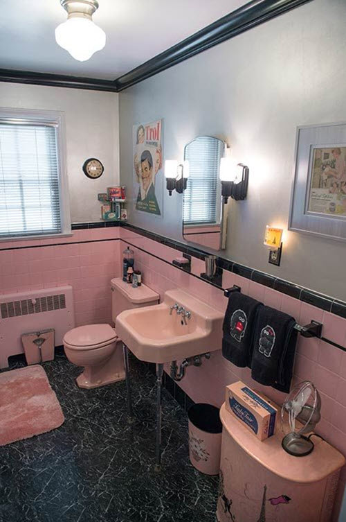 pink_and_black_bathroom_tile_2