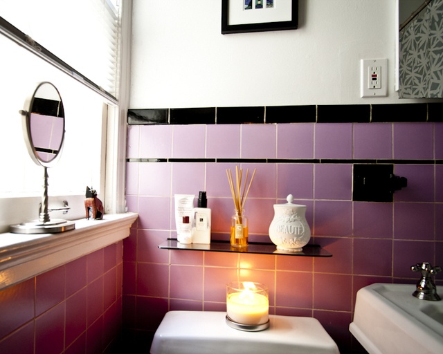 pink_and_black_bathroom_tile_21