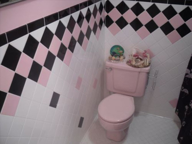 pink_and_black_bathroom_tile_24