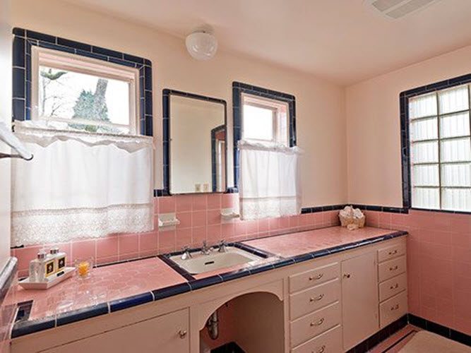 pink_and_black_bathroom_tile_4