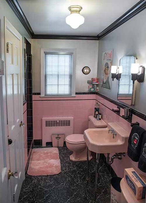 pink_and_black_bathroom_tile_6