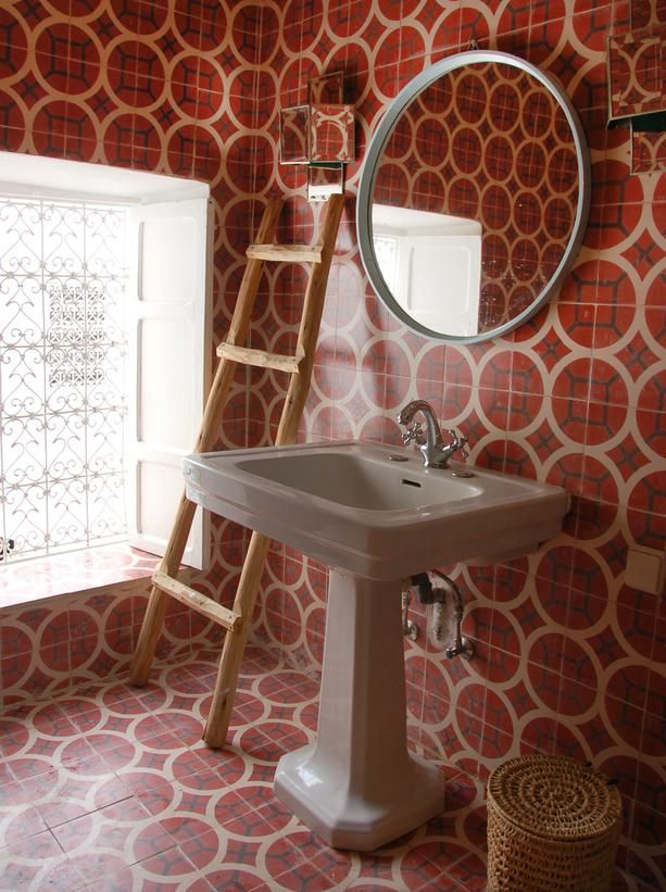 red_bathroom_tile_33