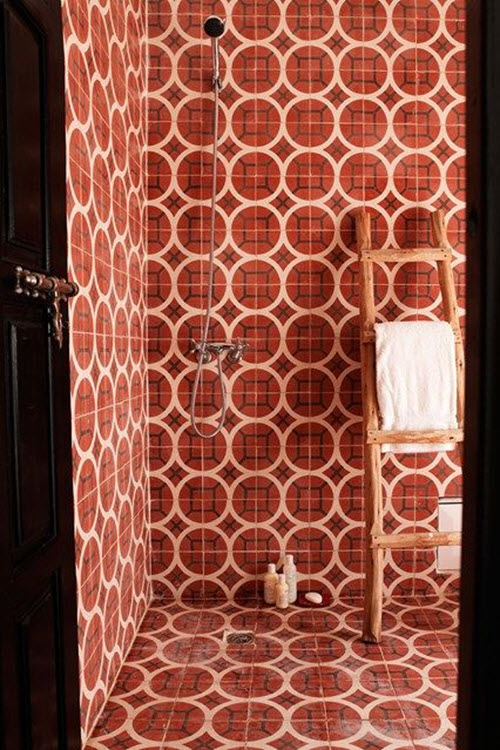 red_bathroom_tile_37