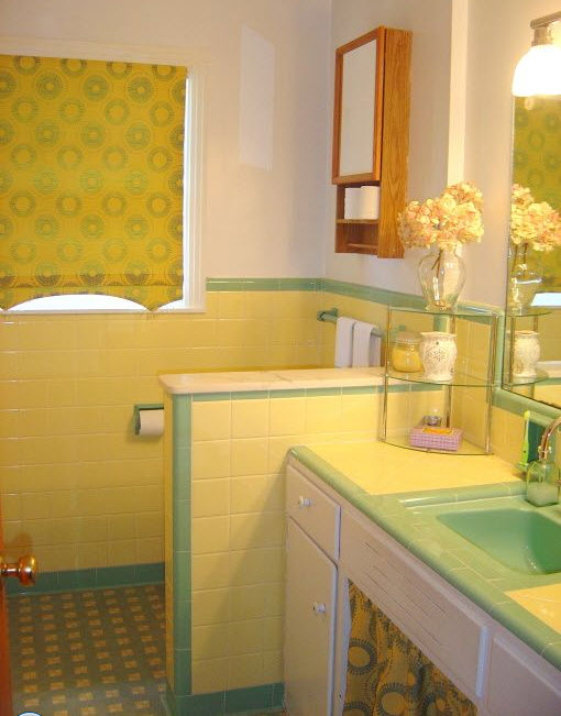 retro_yellow_bathroom_tile_11