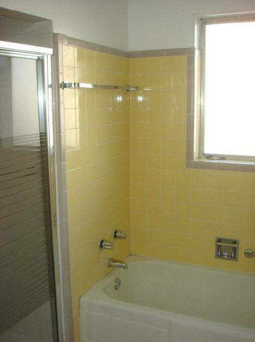 retro_yellow_bathroom_tile_22