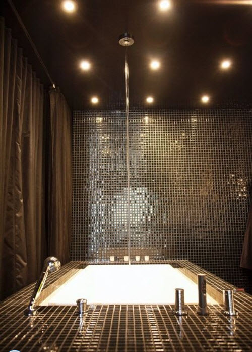 shiny_black_bathroom_tiles_22