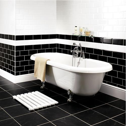 shiny_black_bathroom_tiles_32