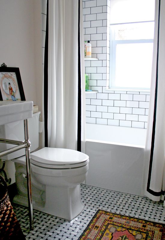 small_black_and_white_bathroom_floor_tiles_6