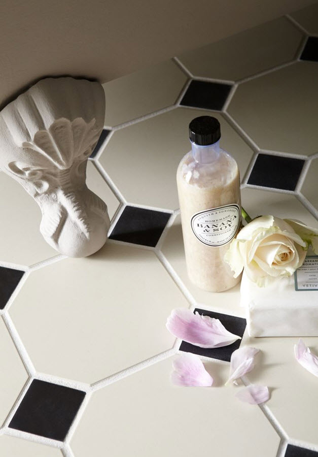 victorian_black_and_white_bathroom_floor_tiles_32