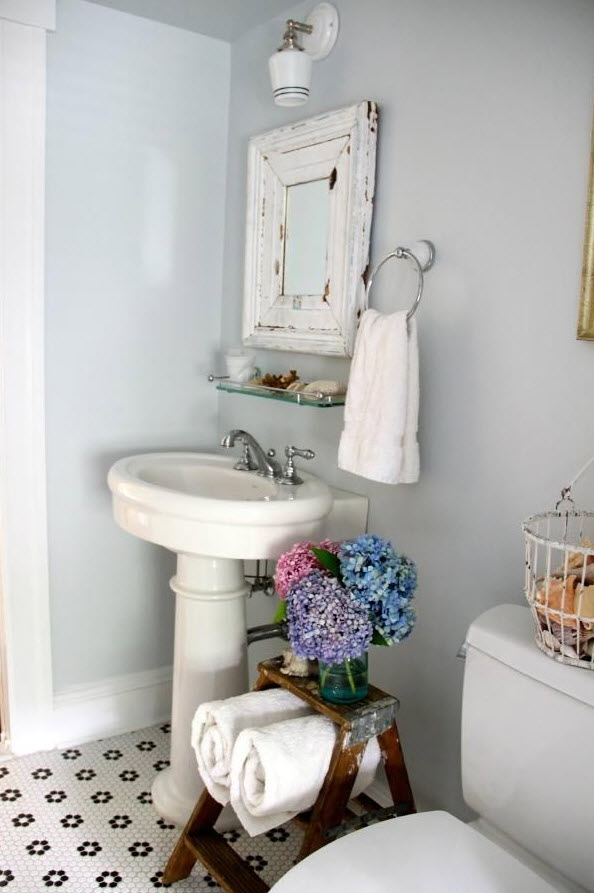 vintage_black_and_white_bathroom_tile_10