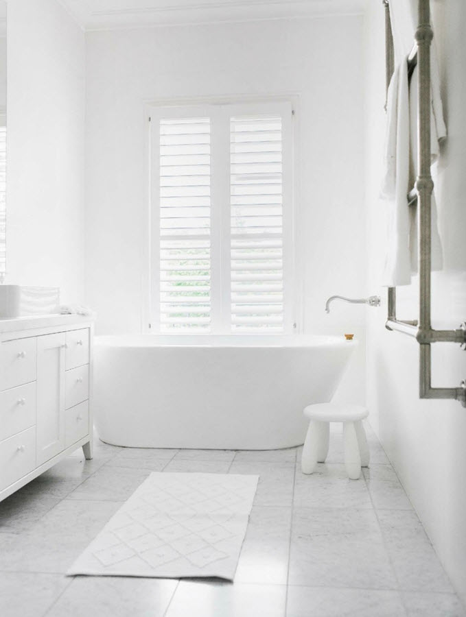 white_bathroom_tile_10