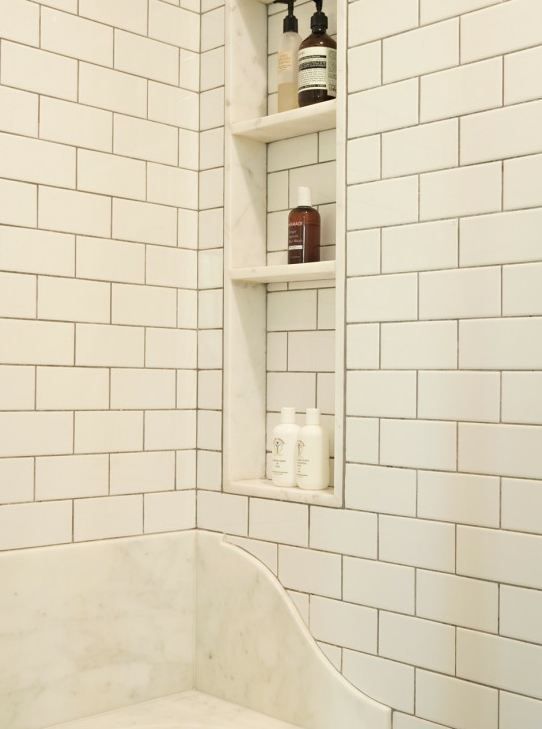 white_bathroom_tile_with_grey_grout_34