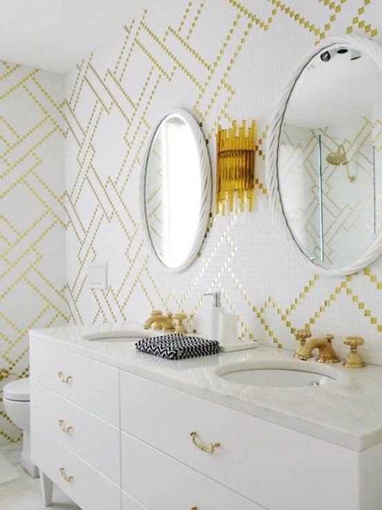 white_glitter_bathroom_tiles_12