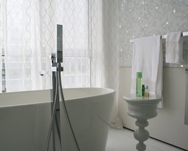 white_glitter_bathroom_tiles_15