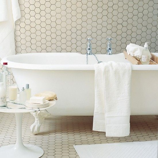 white_hexagon_bathroom_floor_tile_28