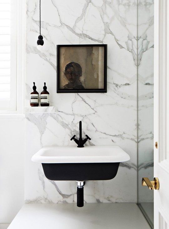 white_marble_bathroom_tile_1