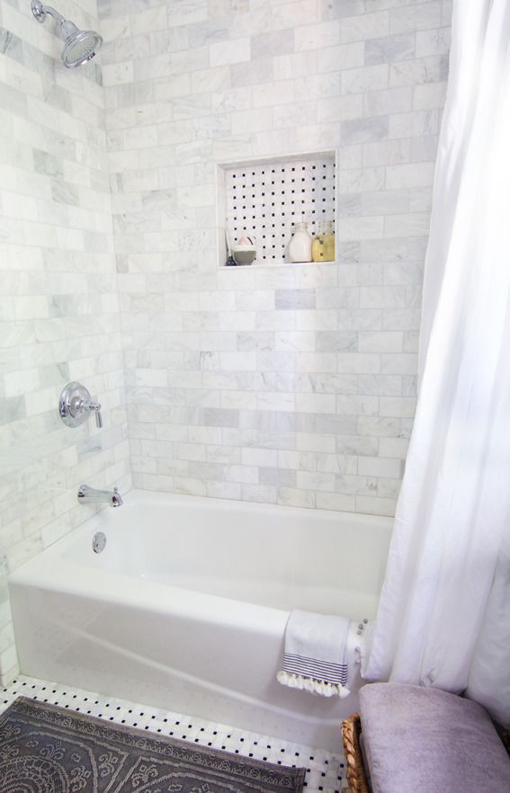 white_marble_bathroom_tile_33