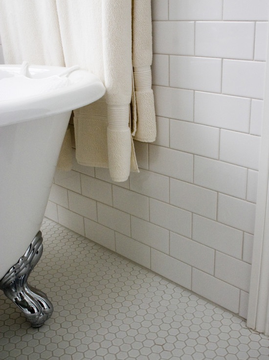 white_mosaic_bathroom_floor_tile_3