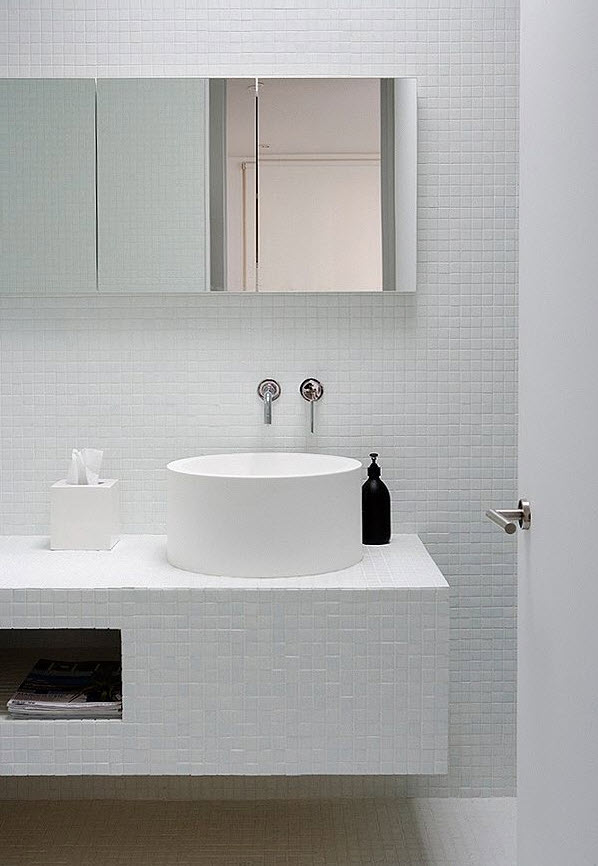 white_mosaic_bathroom_tile_12