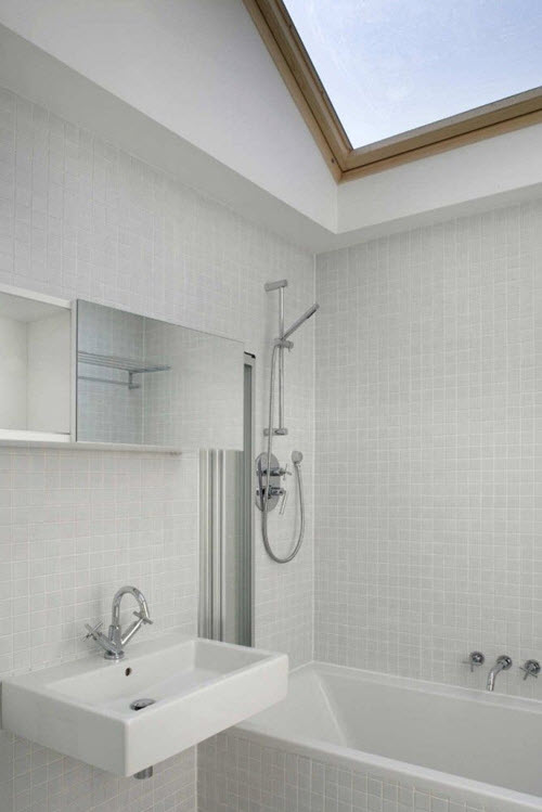 white_mosaic_bathroom_tile_17