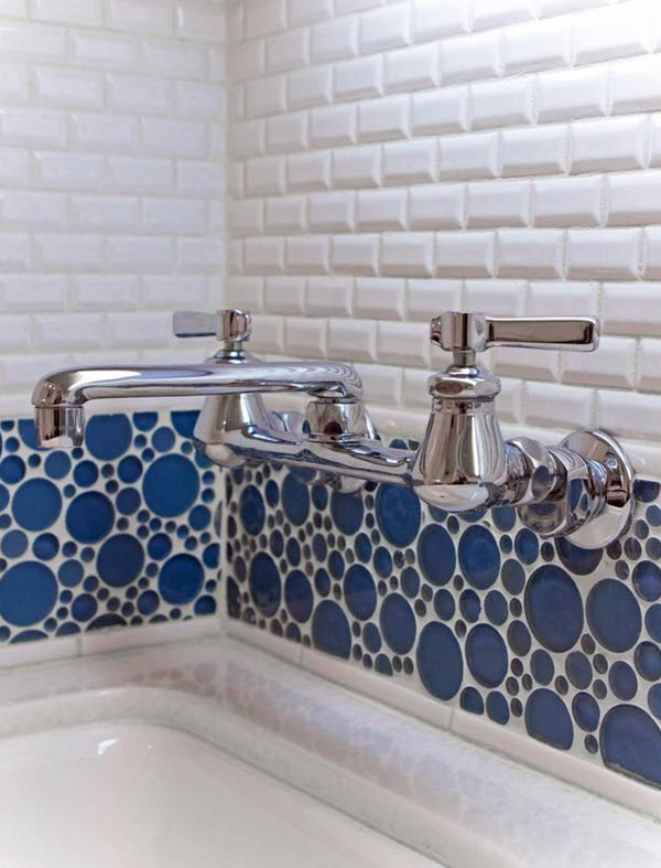 white_mosaic_bathroom_tile_19