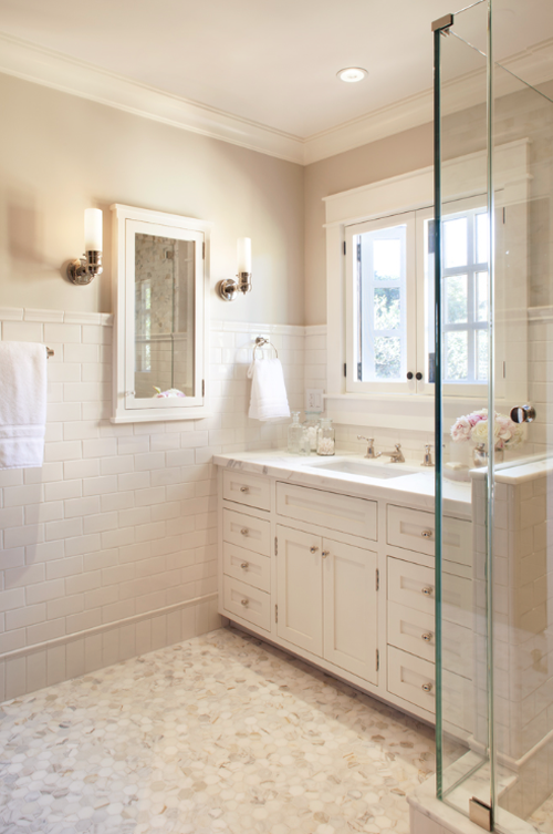 white_porcelain_bathroom_tile_5